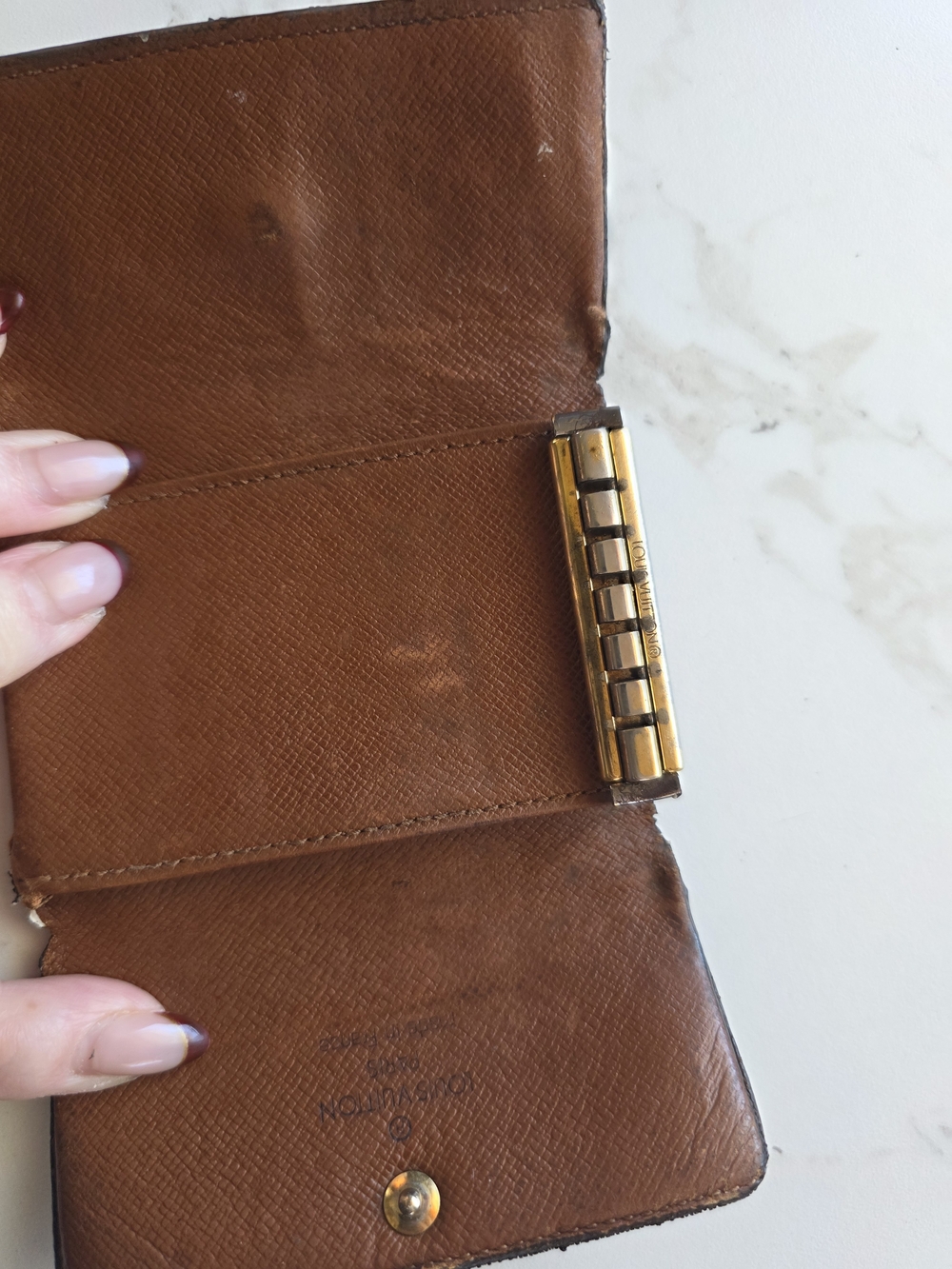 Louis Vuitton Monogram Canvas Key & Card Holder in Brown with Gold Snap - Picture 2 of 8